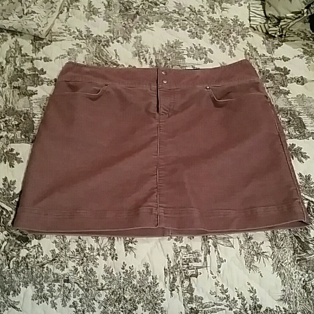 Corduroy skirt